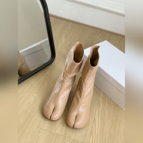 高定品質！Maison Margiela MM6分趾鞋 Tabi 意産植鞣羊皮！