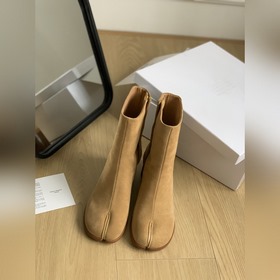 高定品質！Maison Margiela MM6分趾鞋 Tabi 意産植鞣羊皮！