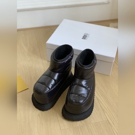 高定品質！Maison Margiela MM6厚底面包拖！ 厚底設計 彈力材質