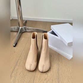 高定品質！Maison Margiela MM6分趾鞋 Tabi 意産植鞣羊皮