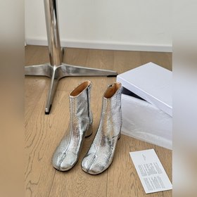 高定品質！Maison Margiela MM6分趾鞋 Tabi 意産植鞣羊皮