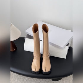 高定品質！Maison Margiela MM6分趾鞋 Tabi 意産植鞣羊皮！
