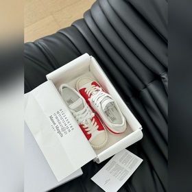 MaisonMargiela MM6今年最好看的休閑鞋 視覺上沒有其他休閑鞋那