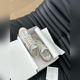 高定品質！Maison Margiela MM6全新德訓鞋！ 經典款閉眼入，高品