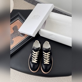 MaisonMargiela MM6今年最好看的休閑鞋 視覺上沒有其他休閑鞋那