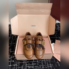代購級 (官網同步 盒包裝) Miu Miu 25ss 春夏新款走秀MiuMi