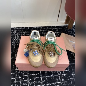 代購級 MiuMiu 缪缪 25ss 春夏新款 餅幹鞋 阿甘鞋休閑運動鞋 mi