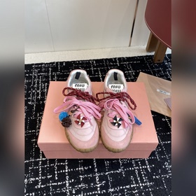 代購級 MiuMiu 缪缪 25ss 春夏新款 餅幹鞋 阿甘鞋休閑運動鞋 mi