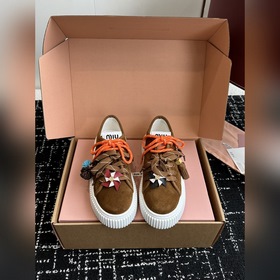 頂級版本 miumiu 25ss 秋冬新款 厚底 小白鞋 羊毛小白鞋 簡約造型
