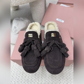 頂級品質 miumiu fw25 new arrival~ MIUMIU*缪缪秋