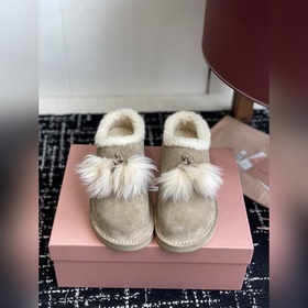 代購級 MiuMiu 缪缪 25ss秋冬走秀款 羊毛小短靴雪地靴毛毛鞋 經常出