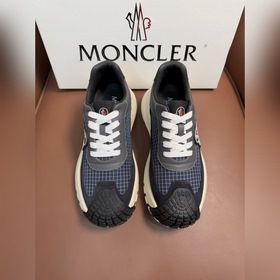 Moncler蒙口 男鞋運動鞋，進口透氣網面、氯丁橡膠 各種材質拼接打造，鞋面采