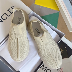 頂級版本：男款 Moncler 盟可睐，蒙口Trailgrip Lite 2系列