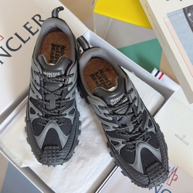 頂級版本：男款 Moncler 盟可睐 Trailgrip CTX 減震抗撕裂
