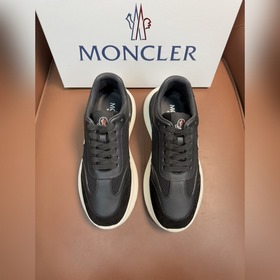 Moncler蒙口 男鞋運動鞋，進口透氣網面、氯丁橡膠 各種材質拼接打造，鞋面采