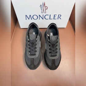 Moncler蒙口 男鞋運動鞋，進口透氣網面、氯丁橡膠 各種材質拼接打造，鞋面采