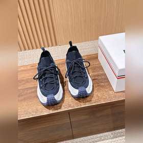 Moncler Trailgrip 蒙口新款男士運動鞋系列 Lite3複古配色，