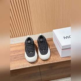 MONCLER ALTIVE 蒙口新款厚底休閑男士運動鞋 滑闆鞋 餅幹鞋 真的好