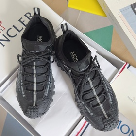 頂級版本：男款 Moncler 盟可睐，蒙口 Trailgrip Apex GT