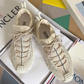 頂級版本：男款 Moncler 盟可睐，蒙口 Trailgrip Apex GT