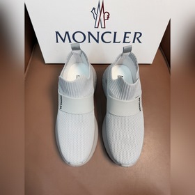 Moncler蒙口 男鞋運動鞋，進口飛織面、氯丁橡膠 各種材質拼接打造，鞋面采用