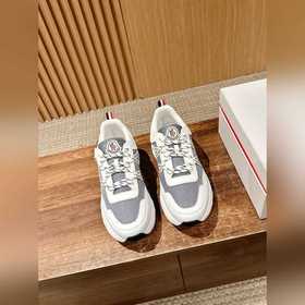Moncler#蒙口休閑運動男鞋 舒适度以及顔值爆表！老鐵們這款真的可以閉眼入~