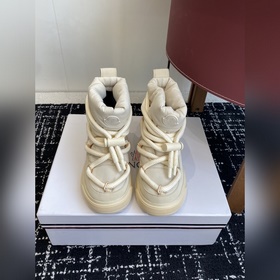 代購級 Moncler Altive Mid 2026秋冬羽絨滑雪靴 采用抽繩系