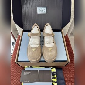 PRADA 25ssMonolith 皮革瑪麗珍鞋 原版購入代購級别 -杏色 材