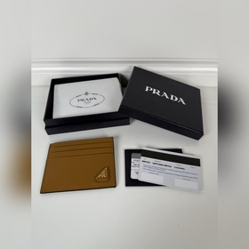 Prada 男士十字紋小卡包，焦糖色，型號2MC223，代購熱賣款，送禮佳品