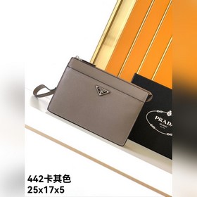 手包原單：442#卡其色頂級原單貨普拉達專櫃最新款，高端大氣，時尚有品味，頭層牙