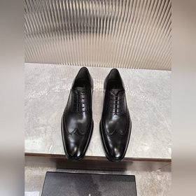 [Prada，普拉達]原單 高品質 -代購級别 -經典牛津鞋 -材質-原版進口牛