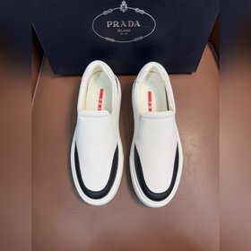 [PRADA]普拉達 -高端品質 原單 套腳休閑運動鞋 -鞋面：原版納帕小牛皮、