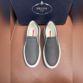 [PRADA]普拉達 -高端品質 原單 套腳休閑運動鞋 -鞋面：原版納帕小牛皮、