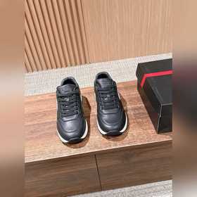 [全皮] Prada Re-Nylon#普拉達男士三角标休閑運動鞋 尼龍 麂皮材
