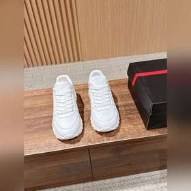 [全皮] Prada Re-Nylon#普拉達男士三角标休閑運動鞋 尼龍 麂皮材