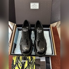 PRADA 新款Monolith系列齒輪系帶三角标厚底鞋 原版購入代購級别 -漆