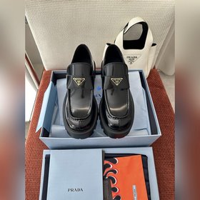 PRADA 25ss新款厚底三角标樂福鞋 原版購入代購級别 -黑色 材質與工藝：