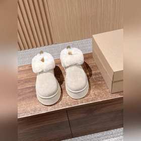 UGG# 油叽叽秋冬新款塔茨勒居家便鞋，内裡真羊毛，三層半組合eva發泡大底