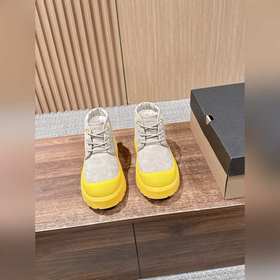 UGG 油叽叽紐姆防水系列男女同款穿上它和最愛的他 UGG Neumel We