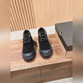 UGG 油叽叽紐姆防水系列男女同款穿上它和最愛的他 UGG Neumel We