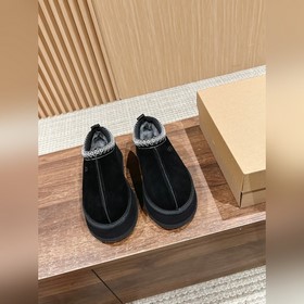 UGG Tazz 油叽叽#秋冬新品 塔茨TAzz厚底拖鞋 新款毛拖采用民族風編織