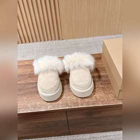 代購級  UGG 油叽叽蒂茨庫特秋冬新款女士休閑經典毛毛短靴半拖 UGG 秋