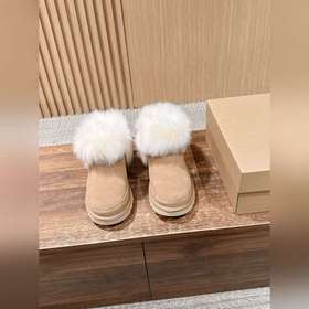 UGG 油叽叽蒂茨庫特秋冬新款女士休閑經典毛毛短靴半拖 UGG 秋冬新出的秋冬