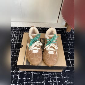 代購級 UGG 25ss 秋冬 毛毛 休閑鞋 把我拿捏住了 誰能拒絕冬天的毛絨絨