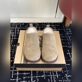 UGG 25ss 秋冬 毛毛米奇 半拖 把我拿捏住了 誰能拒絕冬天的毛絨絨啊！！