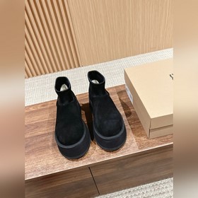UGG 油叽叽新款迪普靴，短款mini靴！ 原廠材料1.5厚度彈力布，拉鍊設計方