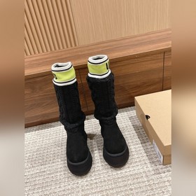 UGG# 宋妍霏同款 高筒毛線筒新增高厚底5CM，超級顯腿細 出街自帶吸睛指數
