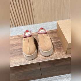 UGG Tazz 油叽叽#秋冬新品 塔茨TAzz厚底拖鞋 新款毛拖采用民族風編織