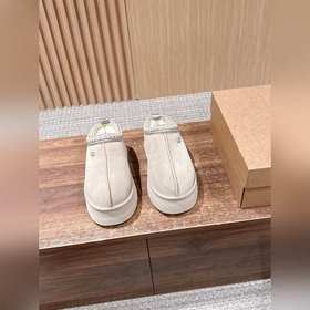 UGG Tazz 油叽叽#秋冬新品 塔茨TAzz厚底拖鞋 新款毛拖采用民族風編織