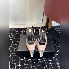 代購級 聖羅蘭Saint Laurent 25ss新品 鐵頭 方頭 YSL飾扣優